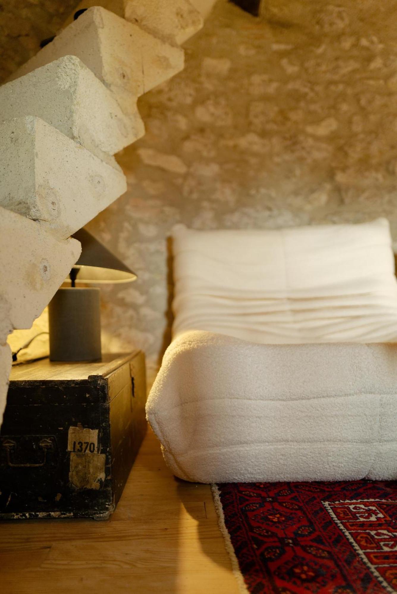 Enchanting Windmill Retreat Loubes-Bernac Bagian luar foto